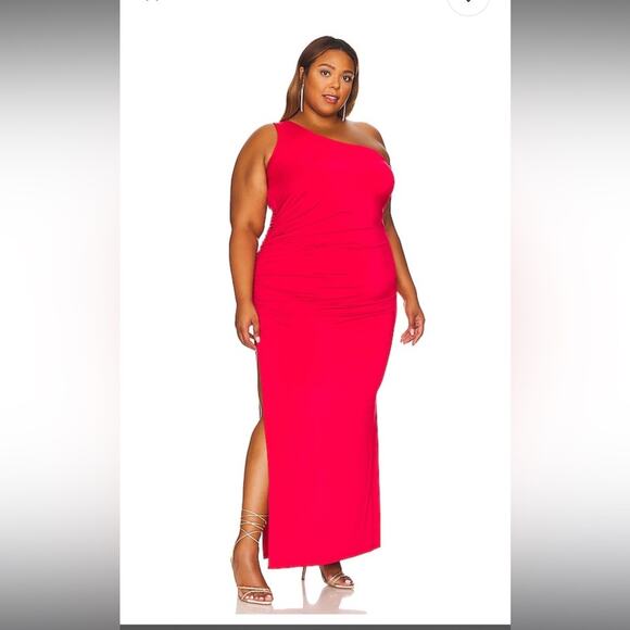 Remi x Revolve Gigi Dress in cherry red NWT 1X One shoulder maxi ruched stretch - Picture 4 of 4